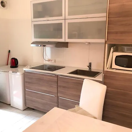 Appartement J Simon Apartamento